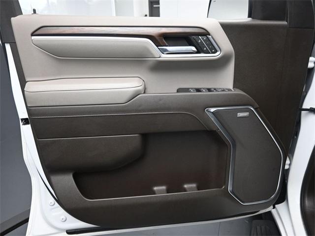 Photo of 2022 Summit White GMC Sierra 1500