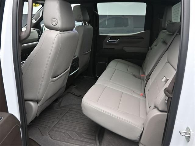 Photo of 2022 Summit White GMC Sierra 1500