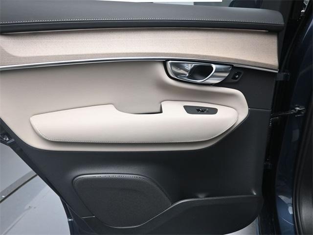Photo of 2026 Blue Volvo XC90