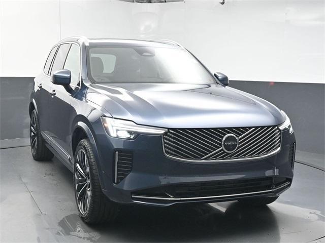 Photo of 2026 Blue Volvo XC90