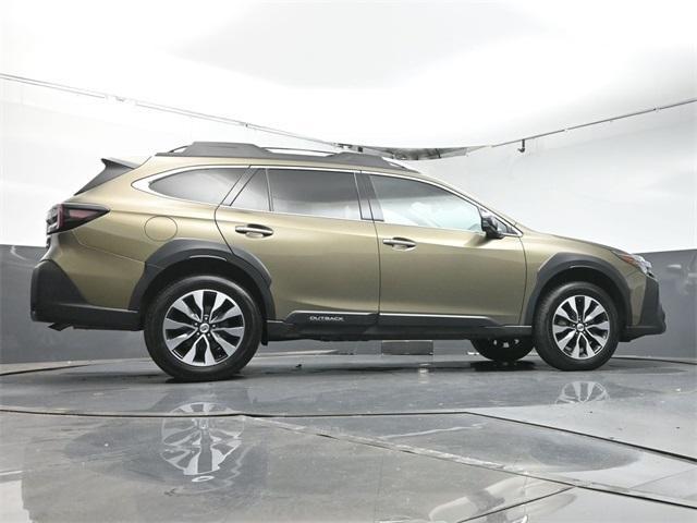 Photo of 2023 Autumn Green Metallic Subaru Outback