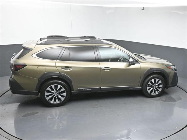 Photo of 2023 Autumn Green Metallic Subaru Outback
