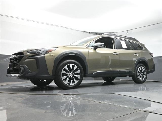 Photo of 2023 Autumn Green Metallic Subaru Outback