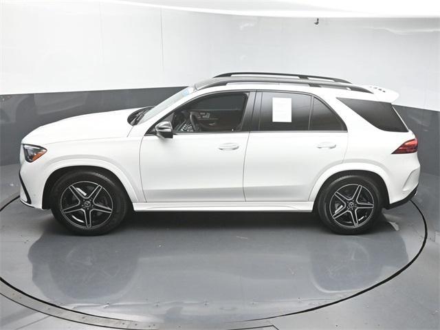 Photo of 2025 Polar White Mercedes-Benz GLE 350