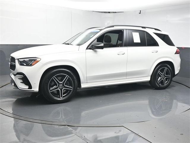 Photo of 2025 Polar White Mercedes-Benz GLE 350