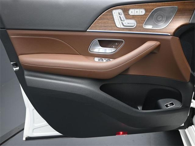 Photo of 2025 Polar White Mercedes-Benz GLE 350