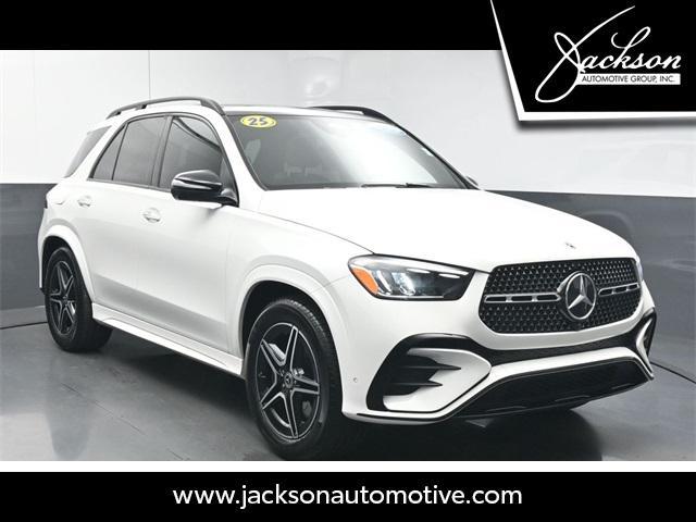 Photo of 2025 Polar White Mercedes-Benz GLE 350