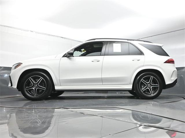 Photo of 2025 Polar White Mercedes-Benz GLE 350