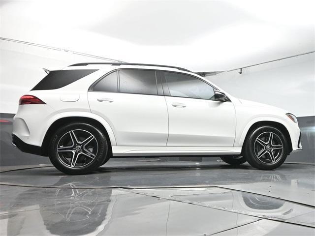 Photo of 2025 Polar White Mercedes-Benz GLE 350
