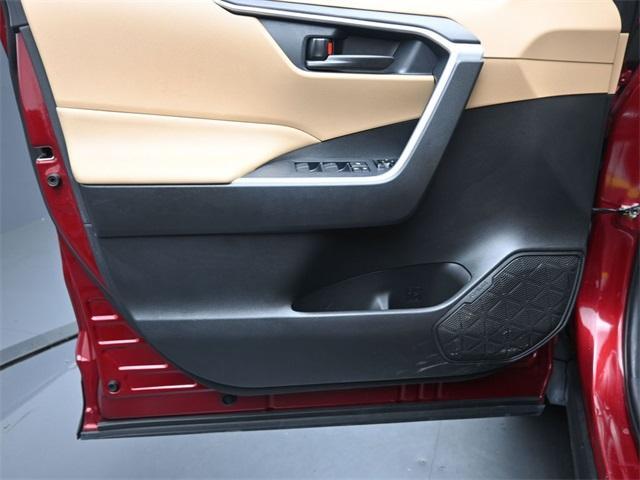 Photo of 2021 Ruby Flare Pearl Toyota RAV4