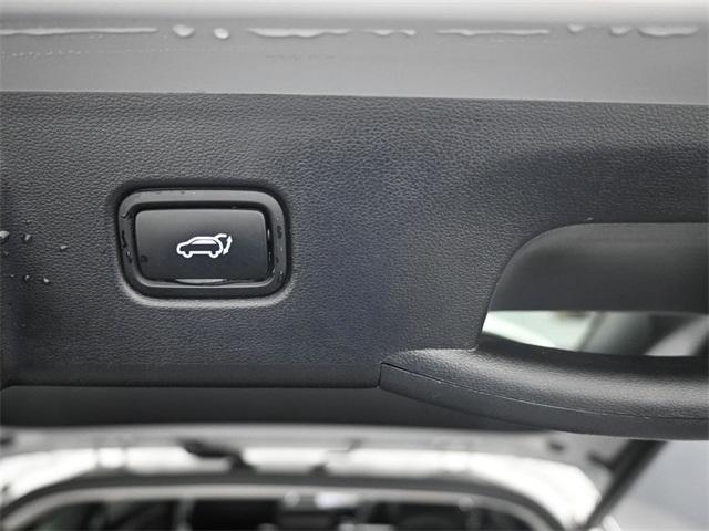Photo of 2022 Shimmering Silver Hyundai TUCSON