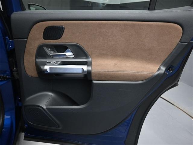 Photo of 2024 Starling Blue Metallic Mercedes-Benz GLB 250