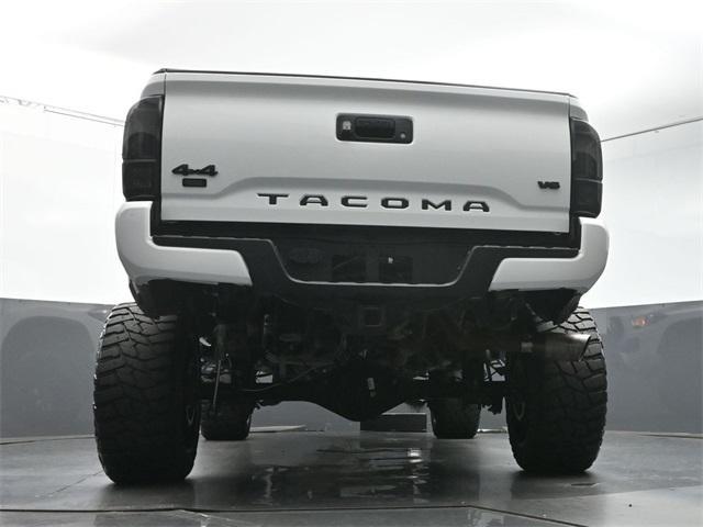 Photo of 2023 Ice Toyota Tacoma