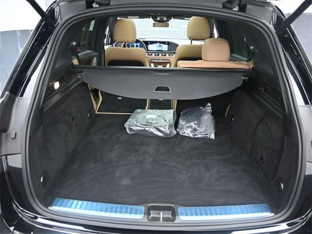 Photo of 2025 Obsidian Black Mercedes-Benz GLE 450e
