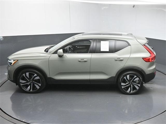 Photo of 2023 Sage Green Metallic Volvo XC40