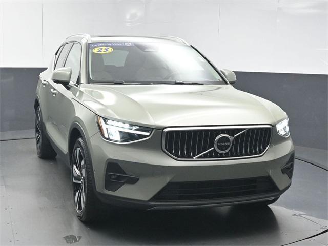 Photo of 2023 Sage Green Metallic Volvo XC40