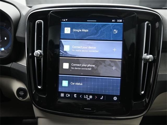 Photo of 2023 Sage Green Metallic Volvo XC40