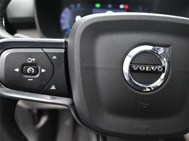 Photo of 2023 Sage Green Metallic Volvo XC40