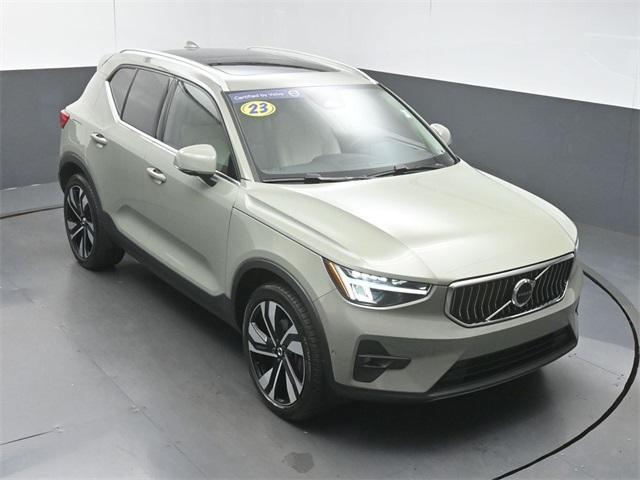 Photo of 2023 Sage Green Metallic Volvo XC40
