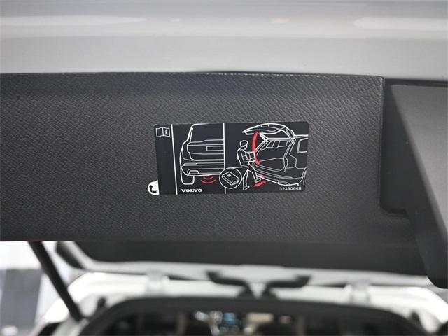 Photo of 2025 White Volvo XC90 Plug-In Hybrid