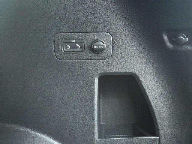 Photo of 2020 Quartz White Hyundai SANTA FE