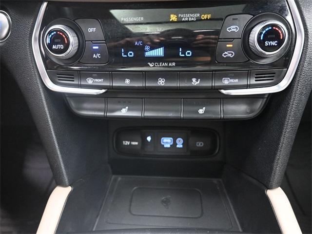 Photo of 2020 Quartz White Hyundai SANTA FE