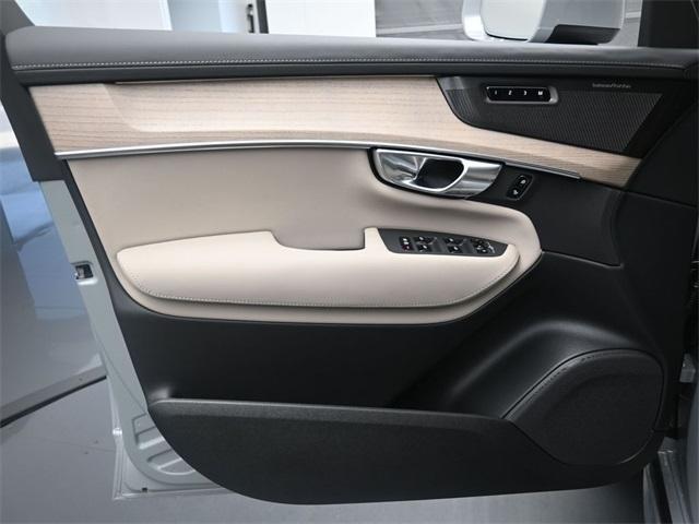Photo of 2026 Gray Volvo XC90
