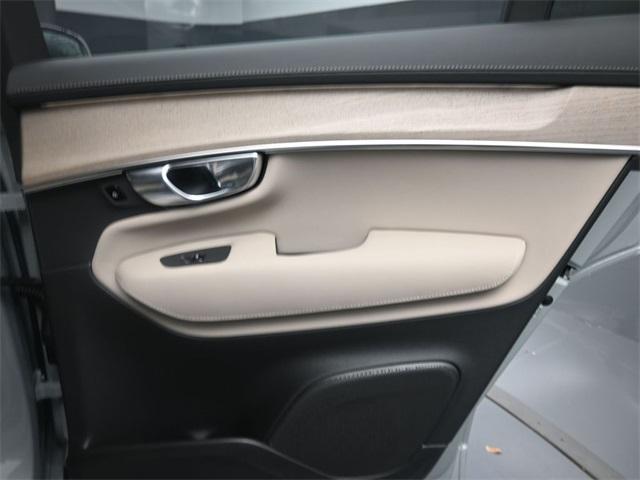 Photo of 2026 Gray Volvo XC90