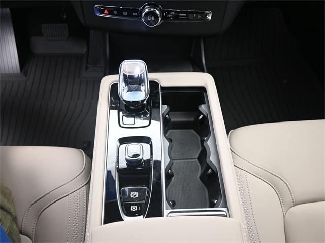 Photo of 2026 Gray Volvo XC90