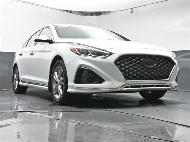 Photo of 2019 Quartz White Hyundai SONATA