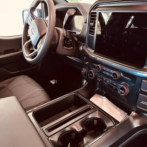 Photo of 2025 Black Metallic Ford F-150