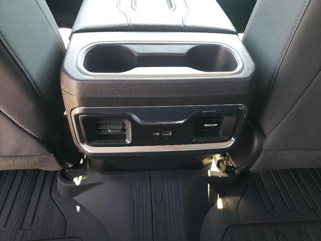 Photo of 2022 Onyx Black GMC Sierra 1500