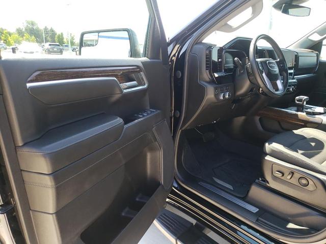 Photo of 2022 Onyx Black GMC Sierra 1500