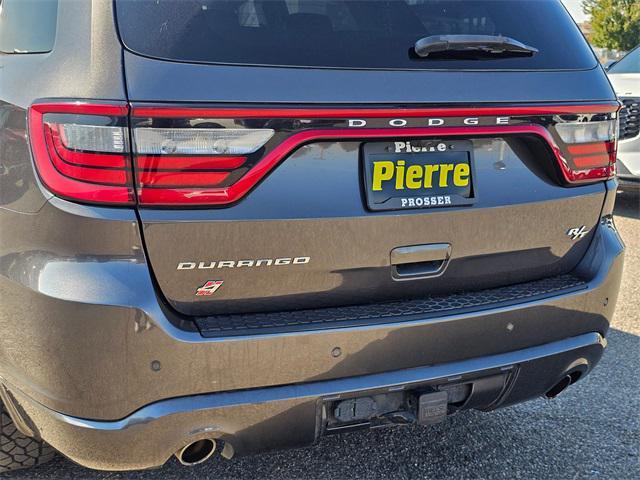 Photo of 2020 Granite Clearcoat Dodge Durango