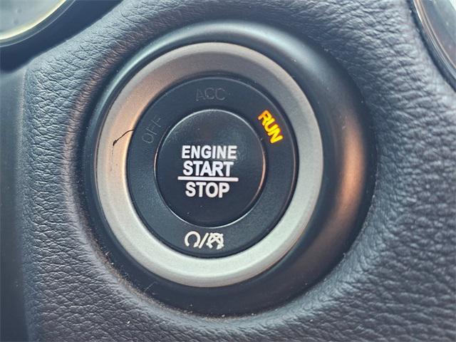Photo of 2020 Granite Clearcoat Dodge Durango