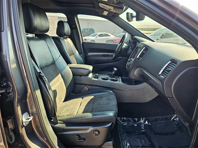 Photo of 2020 Granite Clearcoat Dodge Durango
