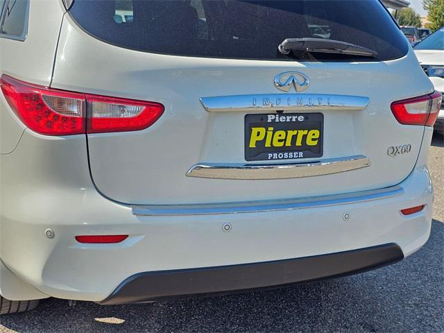 Photo of 2015 Majestic White INFINITI QX60