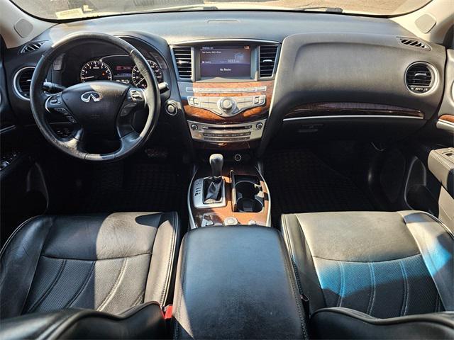 Photo of 2015 Majestic White INFINITI QX60