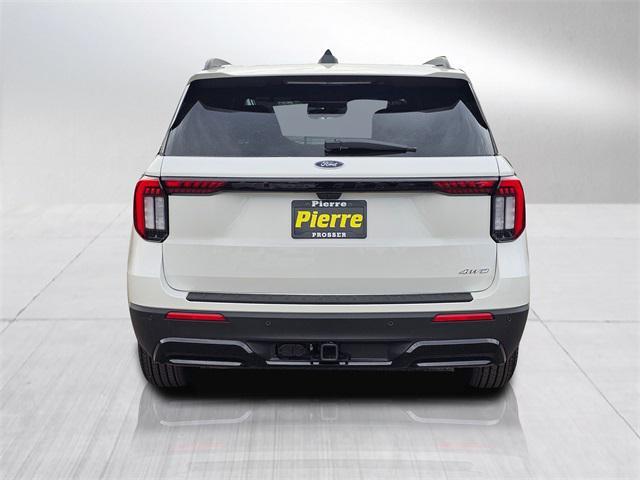 Photo of 2025 Star White Metallic Tri-Coat Ford Explorer