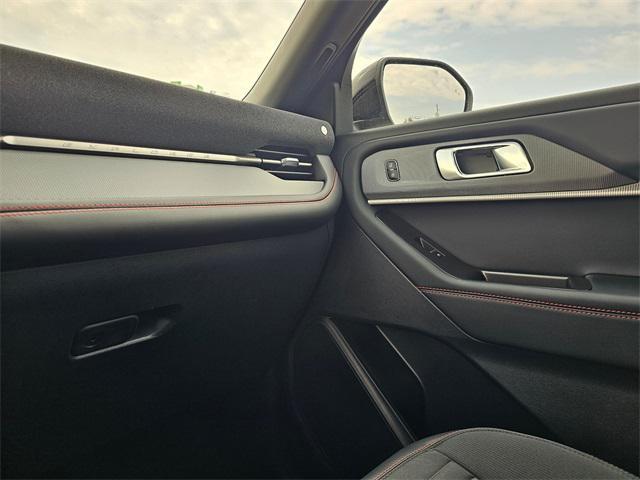 Photo of 2025 Star White Metallic Tri-Coat Ford Explorer