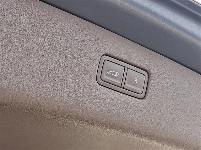 Photo of 2023 Silver Genesis GV80