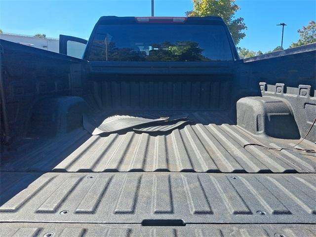 Photo of 2021 Onyx Black GMC Sierra 1500