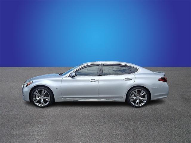 Photo of 2016 Liquid Platinum INFINITI Q70L