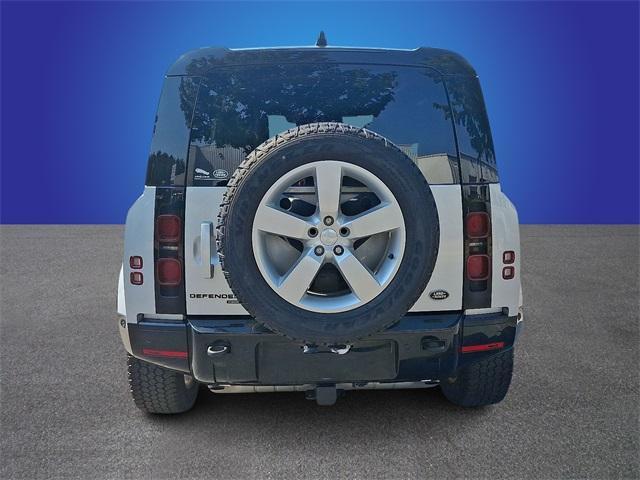 Photo of 2022 Silver Land Rover Defender