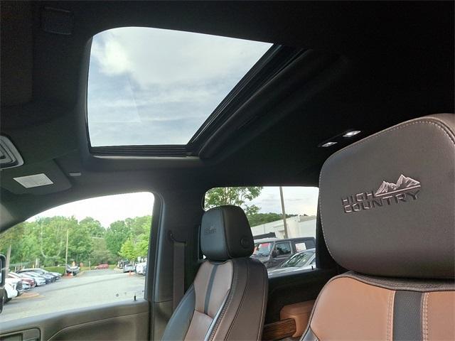 Photo of 2022 Cherry Red Tintcoat Chevrolet Silverado 2500