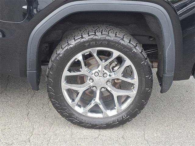 Photo of 2023 Onyx Black GMC Sierra 1500