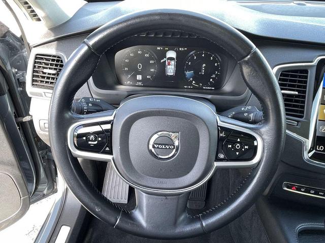 Photo of 2020 Gray Volvo XC90