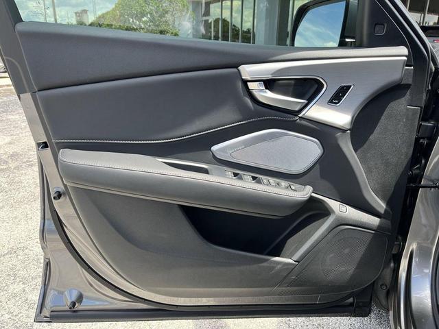 Photo of 2025 Liquid Carbon Metallic Acura RDX
