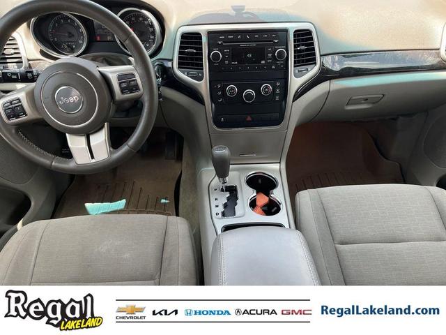 Photo of 2013 True Blue Pearlcoat Jeep Grand Cherokee