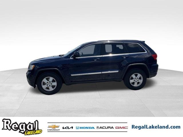 Photo of 2013 True Blue Pearlcoat Jeep Grand Cherokee